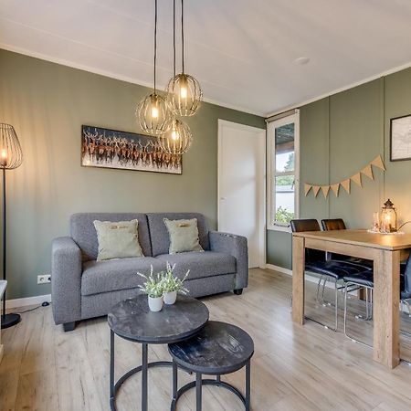Chalet 'T Veluws Stulpje "Geniet, Ontspan En Droom Even Lekker Weg!" Putten Extérieur photo
