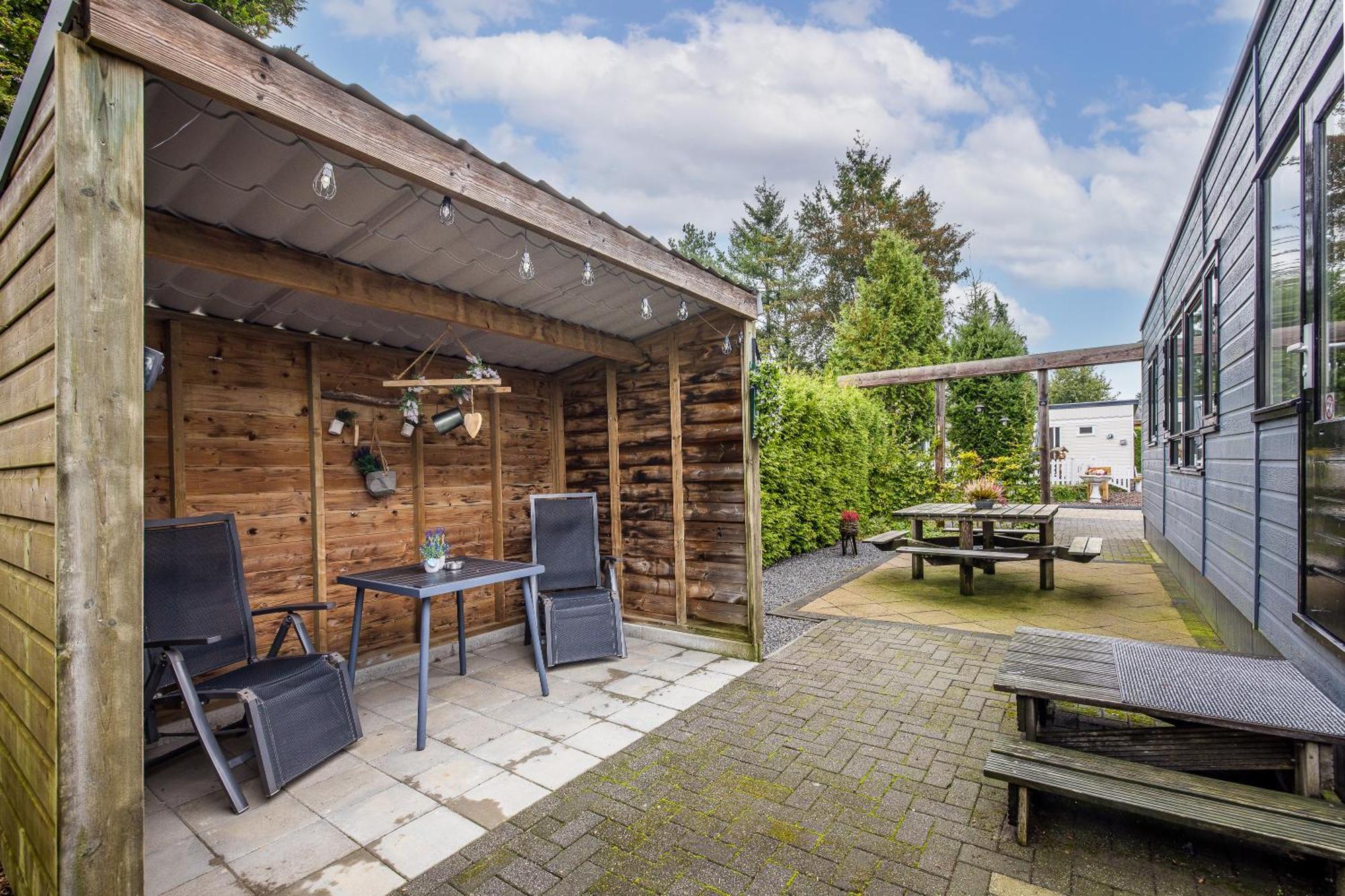 Chalet 'T Veluws Stulpje "Geniet, Ontspan En Droom Even Lekker Weg!" Putten Extérieur photo